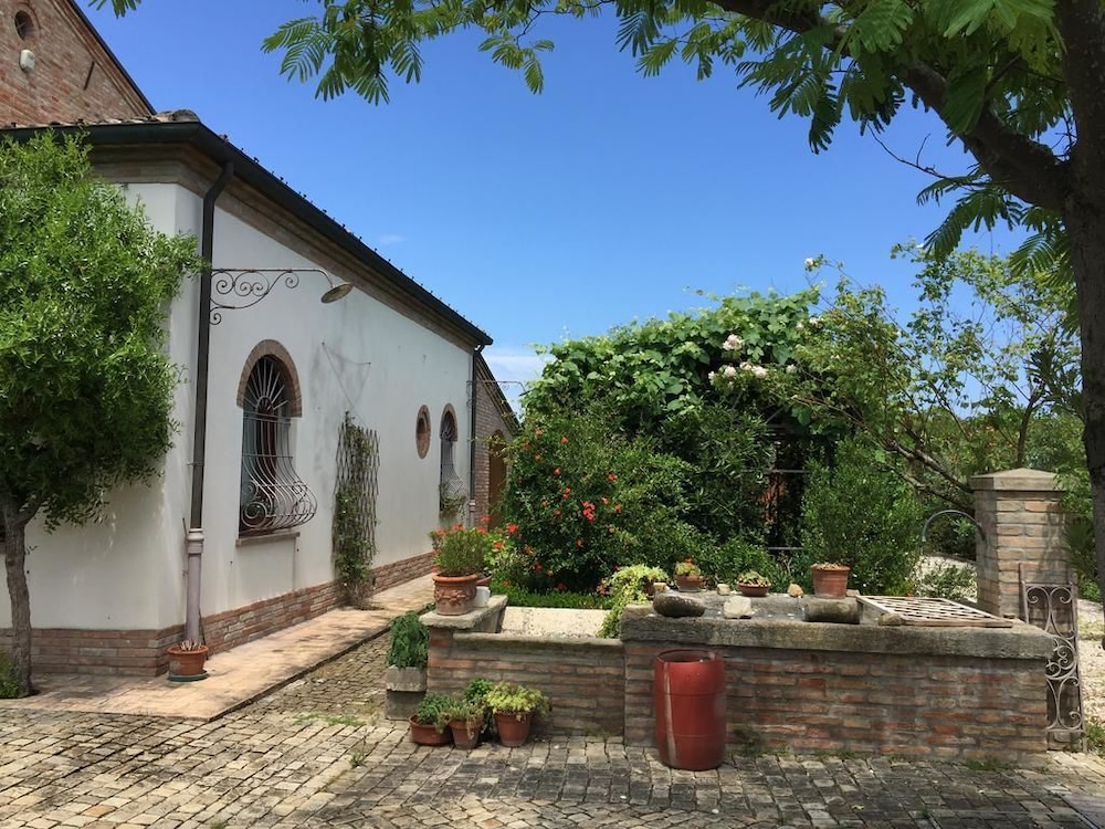 Cascina Vecchia Alpacas B&B