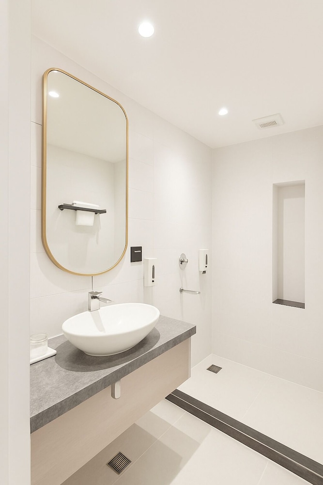 Q' Nest By Quadrillion Hotels Lansdowne