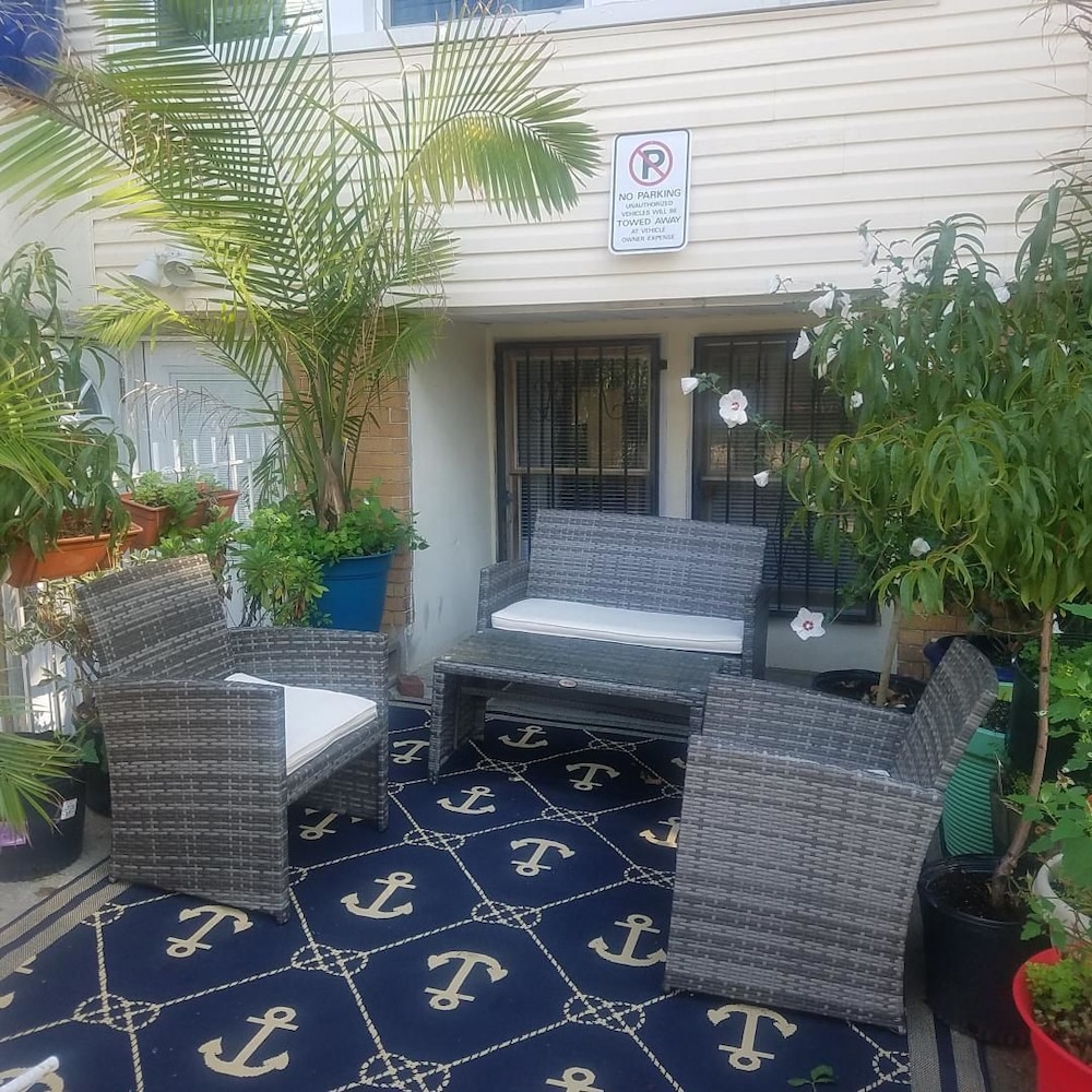 Riverview Apartments 15 mins to NYC view 5