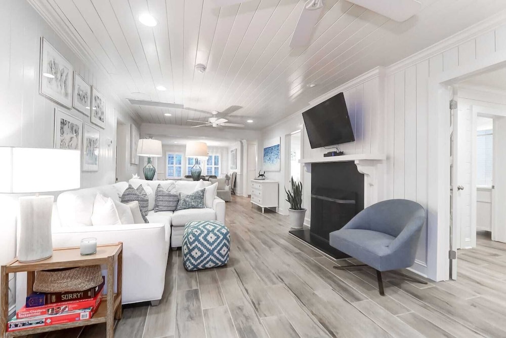 302 Charleston by Avantstay Stunning Private Pool