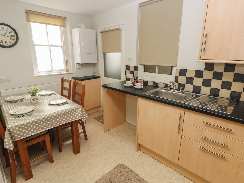 Flat 1