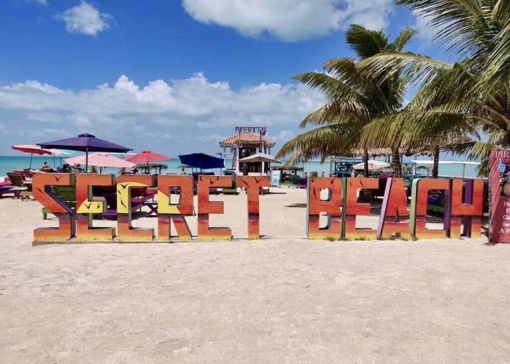 Mr. Ed's Adventures Belize