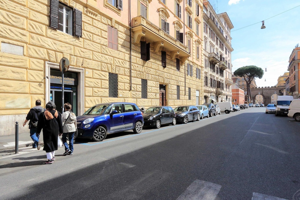Il Cortile al Vaticano Studio