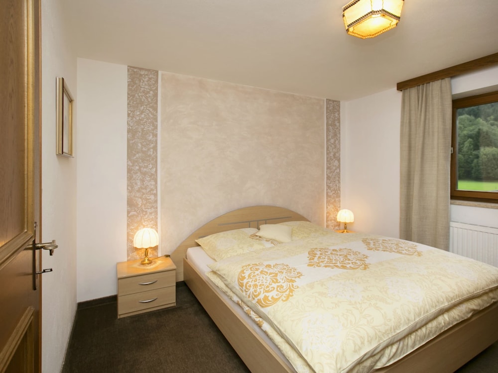 Heavenly Apartment in Wängle Tyrol near Walking Trails view 5