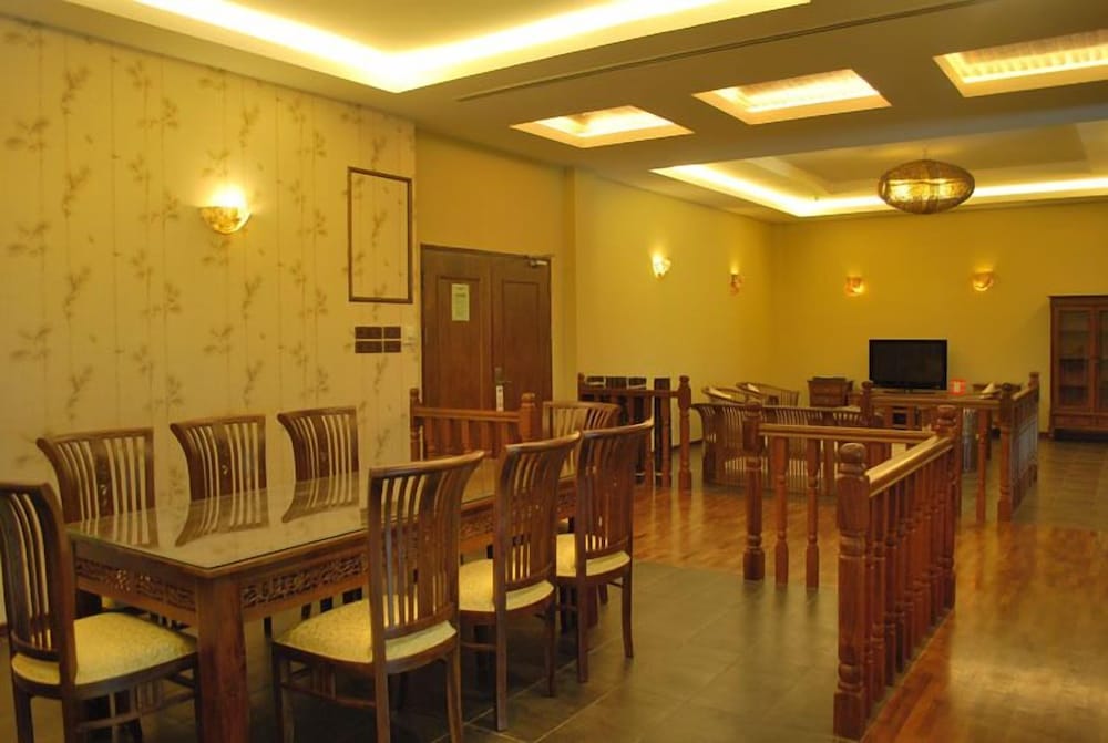 Mciti Suites