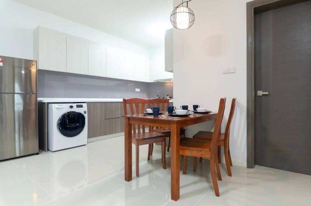 A Stylish & Cozy Suite in Suasana JB