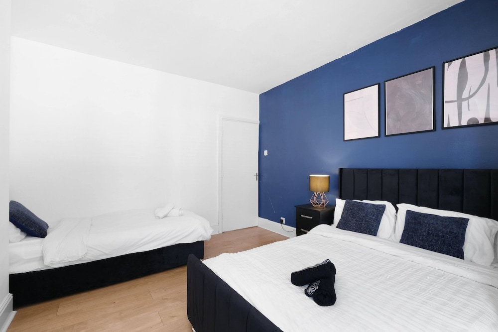 Radford 3 Bedroom and 1 Bathroom House