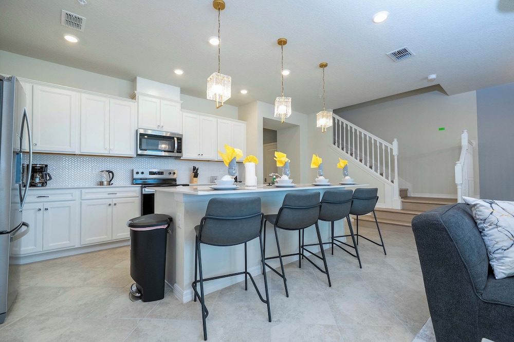 Magical 5BR w Pool Minutes From Disney 16140