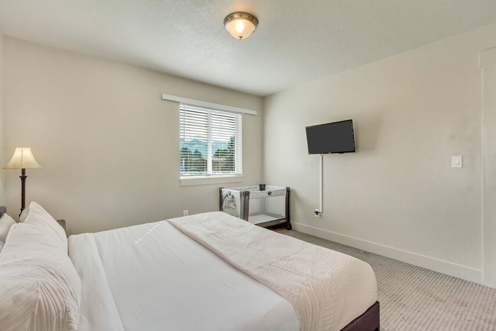 3 Bed 2 Bath King Beds With Smoker Grill
