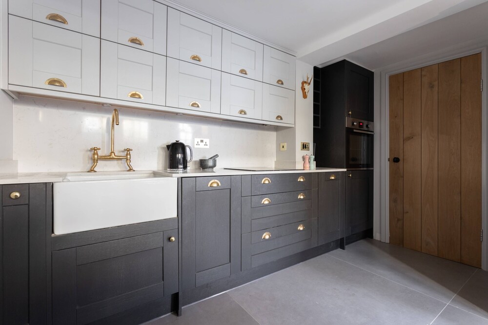 Royal Crescent Mews by Onefinestay