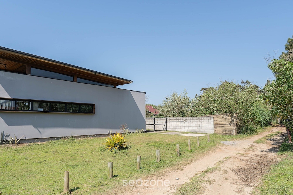 Comfortable House Near Praia do Rosa Egi001