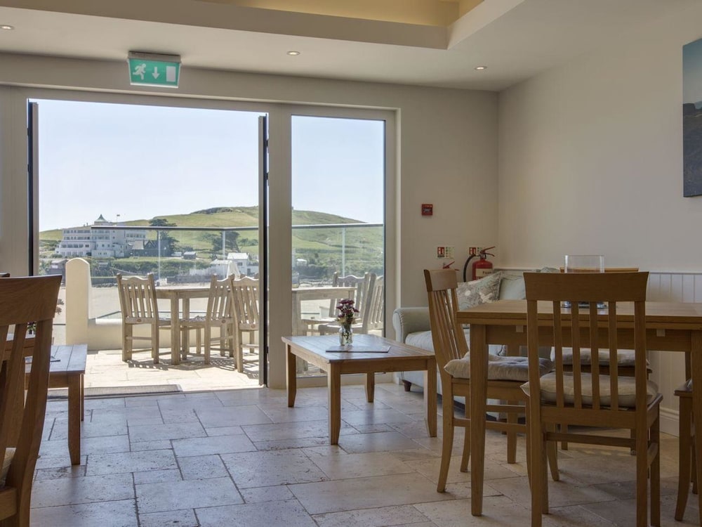 6 Burgh Island