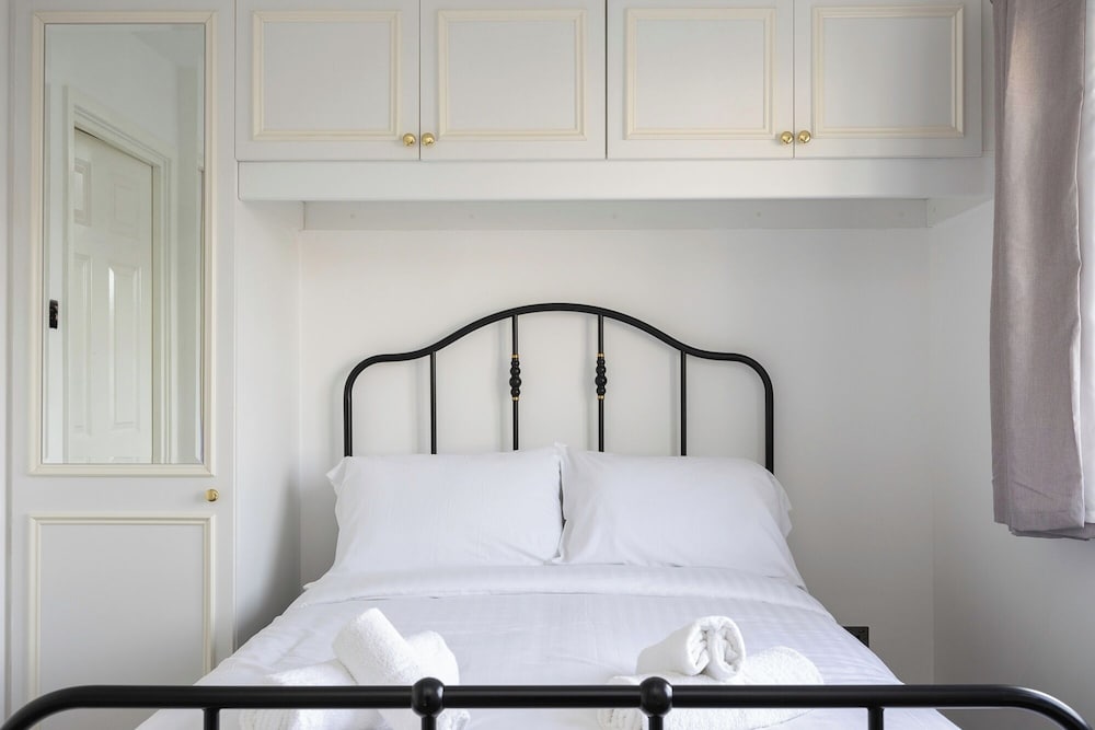Brighton - Apartment - Sleeps 4 - Balcony