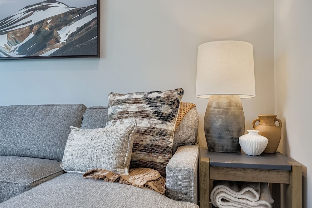37 Alcove 3 Bedroom Townhouse