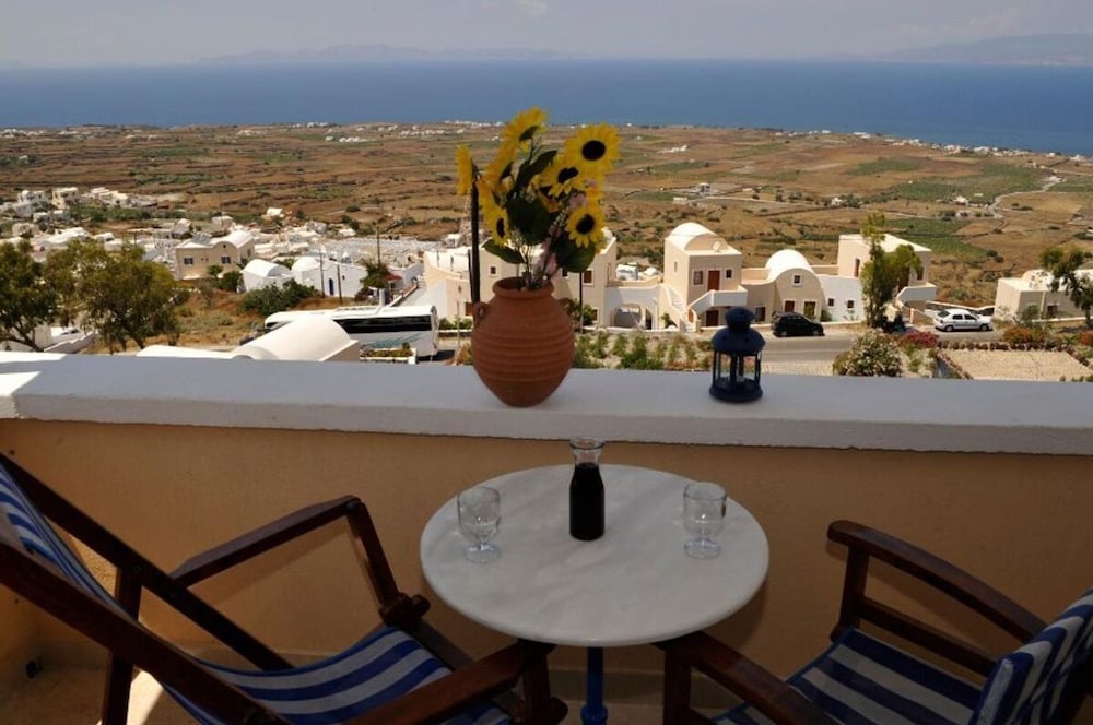 Panorama Oia photo 4