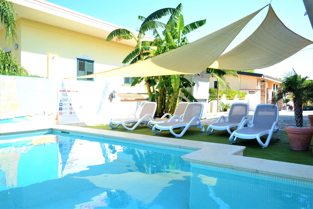 Villa Paglianiti - Your Family Residence
