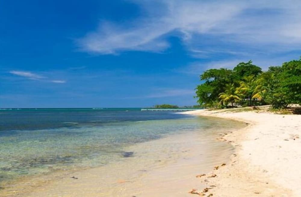 Sunset Villas 12I