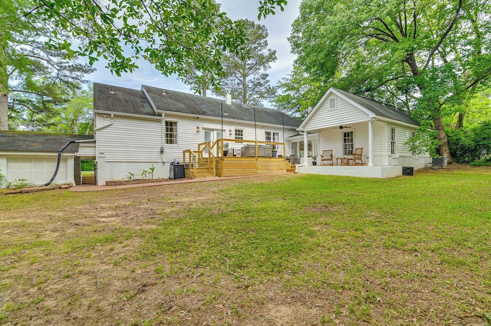 Wremy House 5 Blocks to Main St in Starkville!