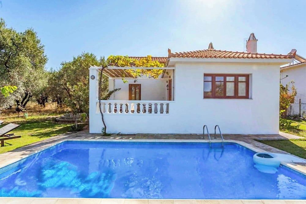 Villa Meropi
