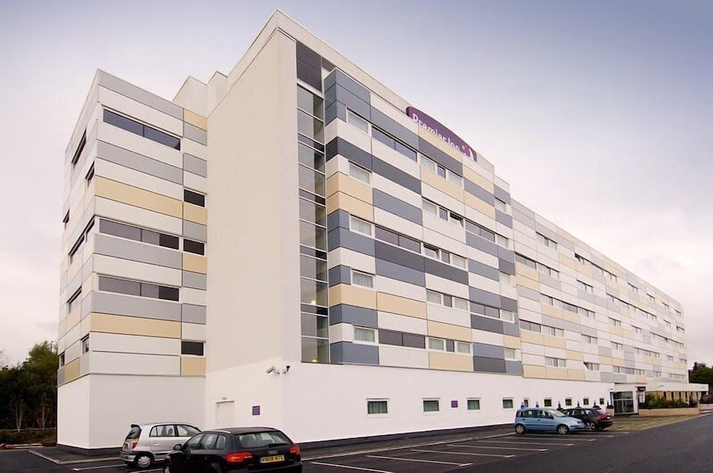Premier Inn Manchester M56/J6 Runger Lane South 4