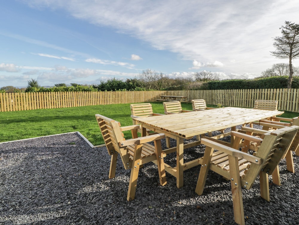 Top Of The Lane Luxury Holiday Apartment