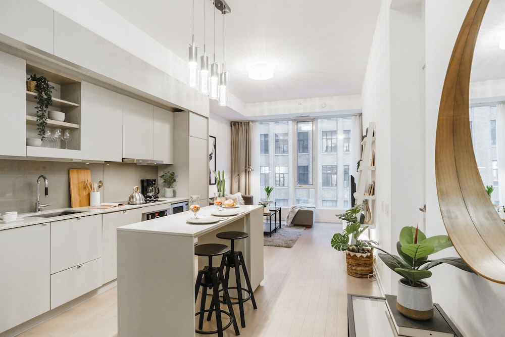 Sarkar Suites - Peter Street - Image 4