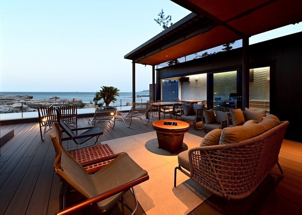 SIOKUMIHAMA Sea Side Villa HAMATSUZURI