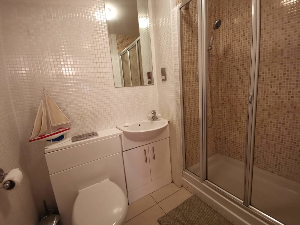 3 Bed Apartment - Mermaid Quay