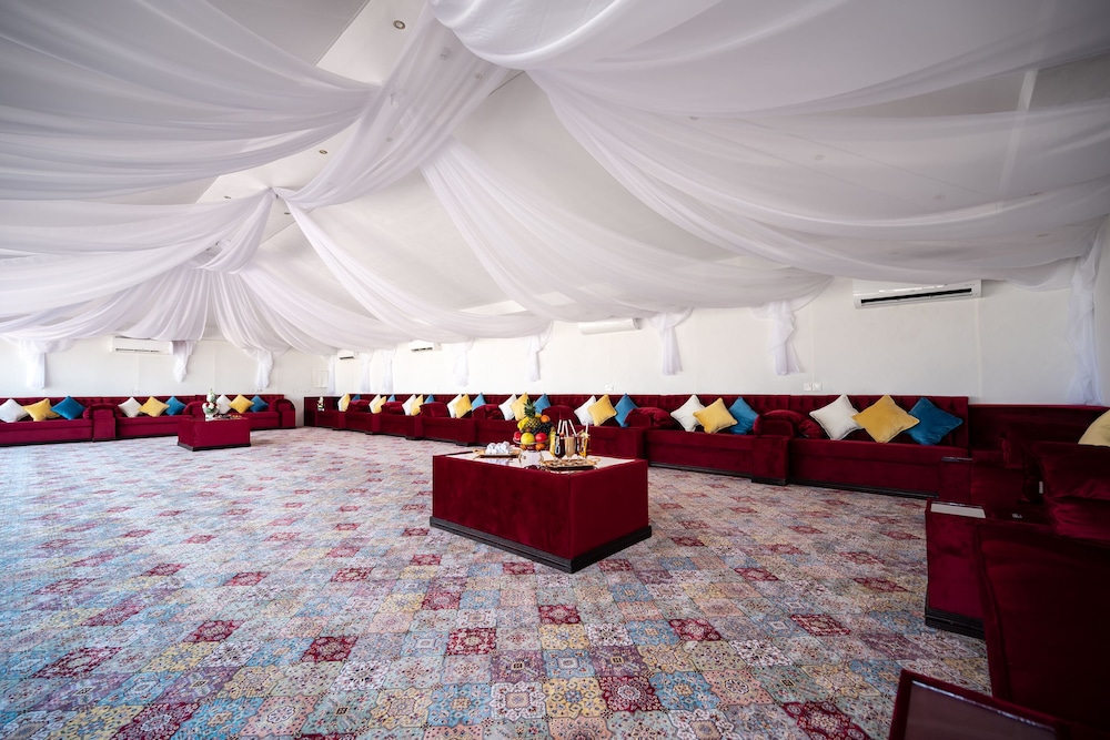 meeting & event spaces