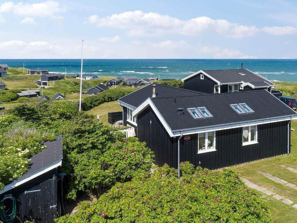 5 Star Holiday Home in Hjorring