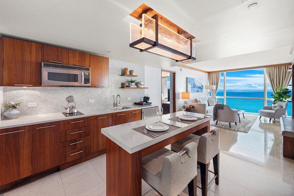 Luxury Vacation Rentals at Carillon Wellness Resort by LRMB