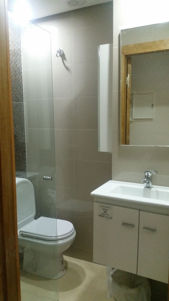 Golden Ashraf Apartment