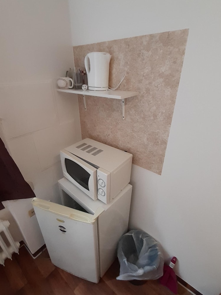 2-Rent Group Hostel Zimmer&Apartments GKP2