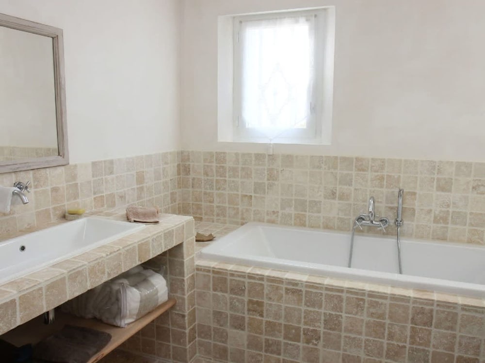 Bastide de Charme Private Pool in Heart of Luberon