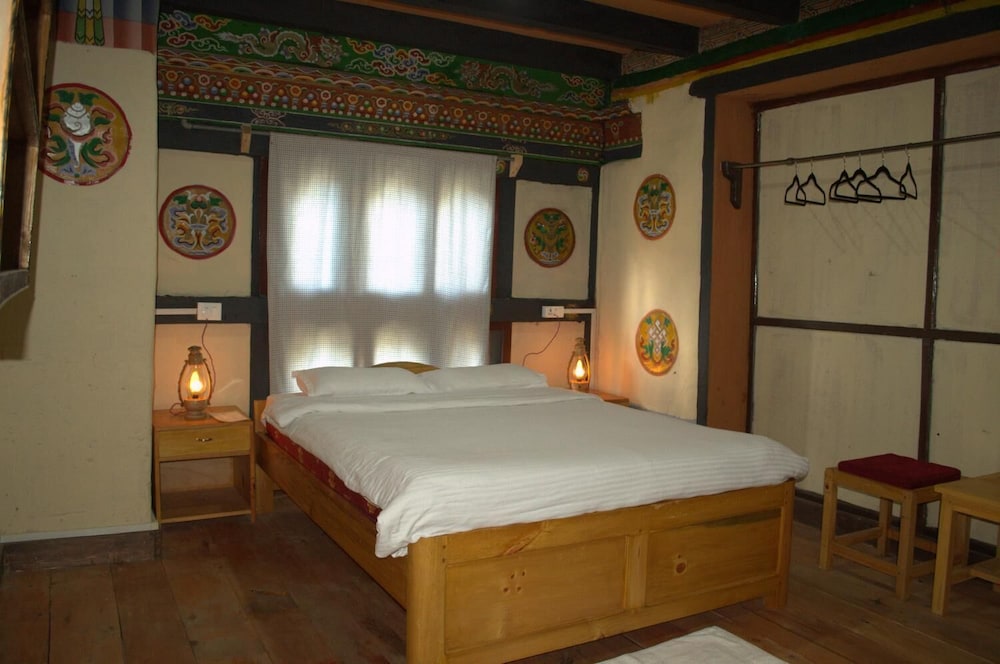 AMA's Village Lodge