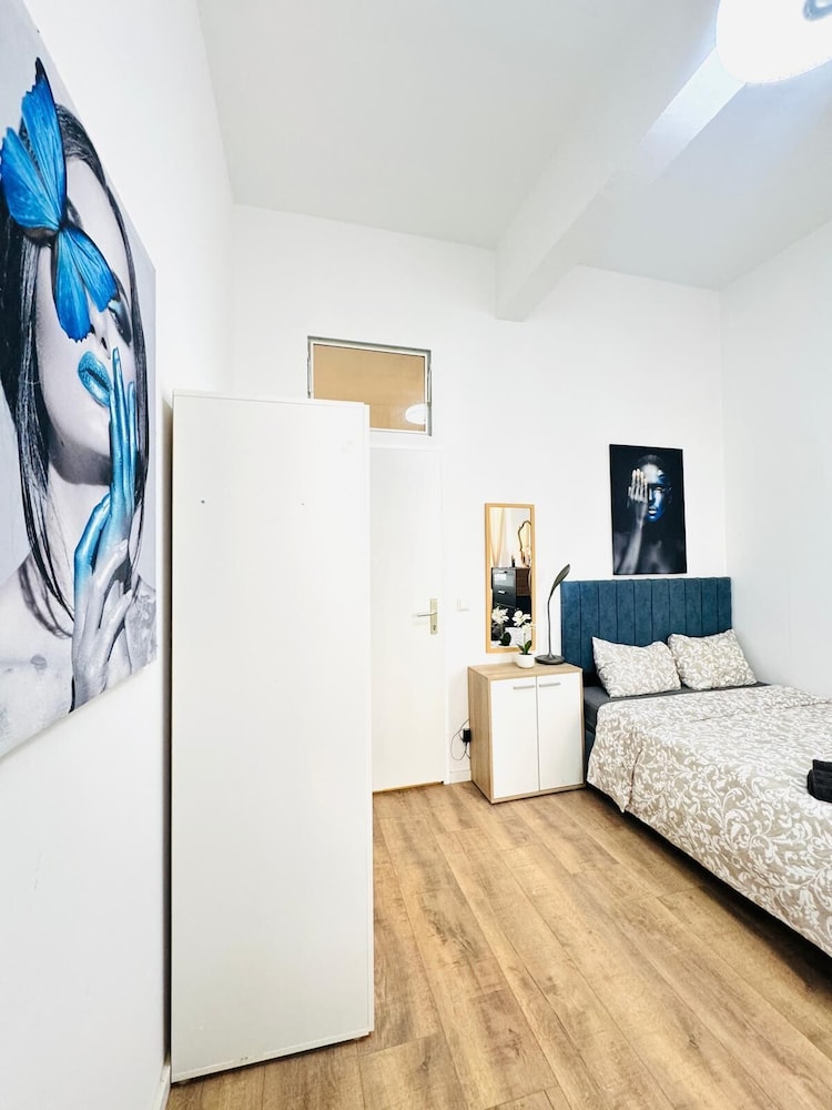 5BR Apt 10min to Matzleinsdorfer