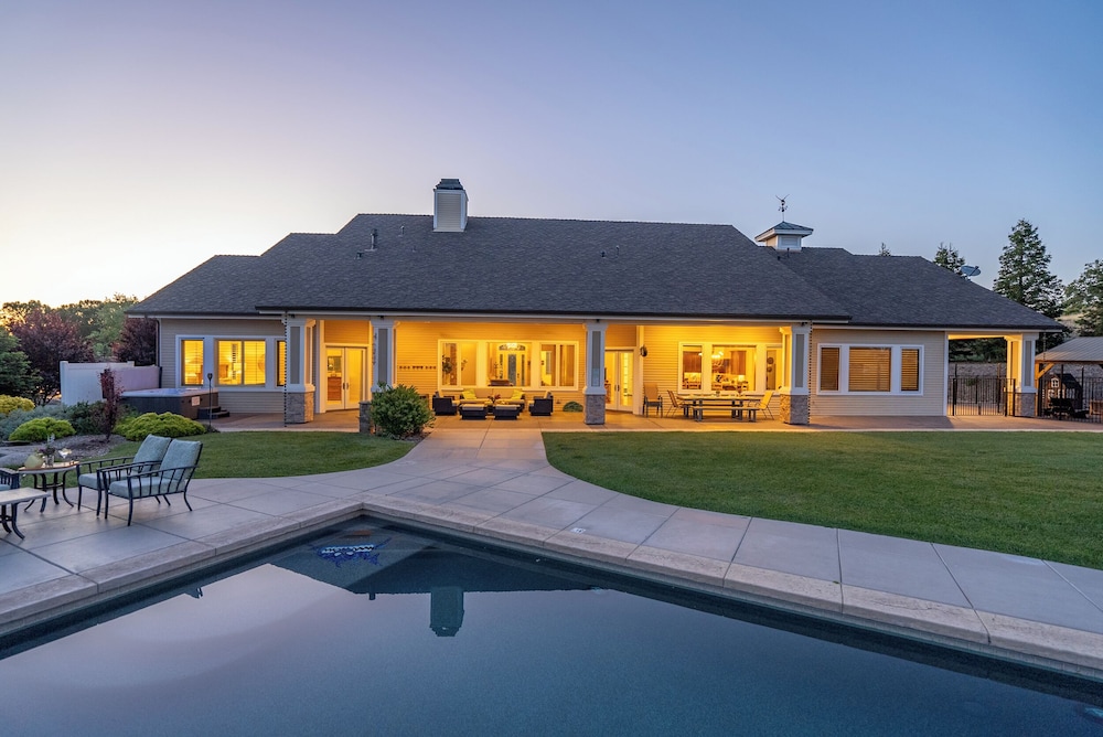 Frontier Farmhouse