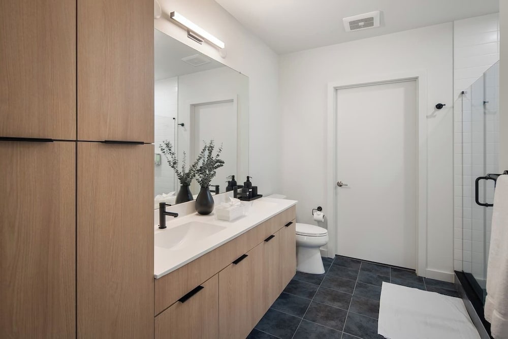 New Haven Vacations - Luxury Furnished Apartments by Hyatus Downtown at Yale - Property Image 118
