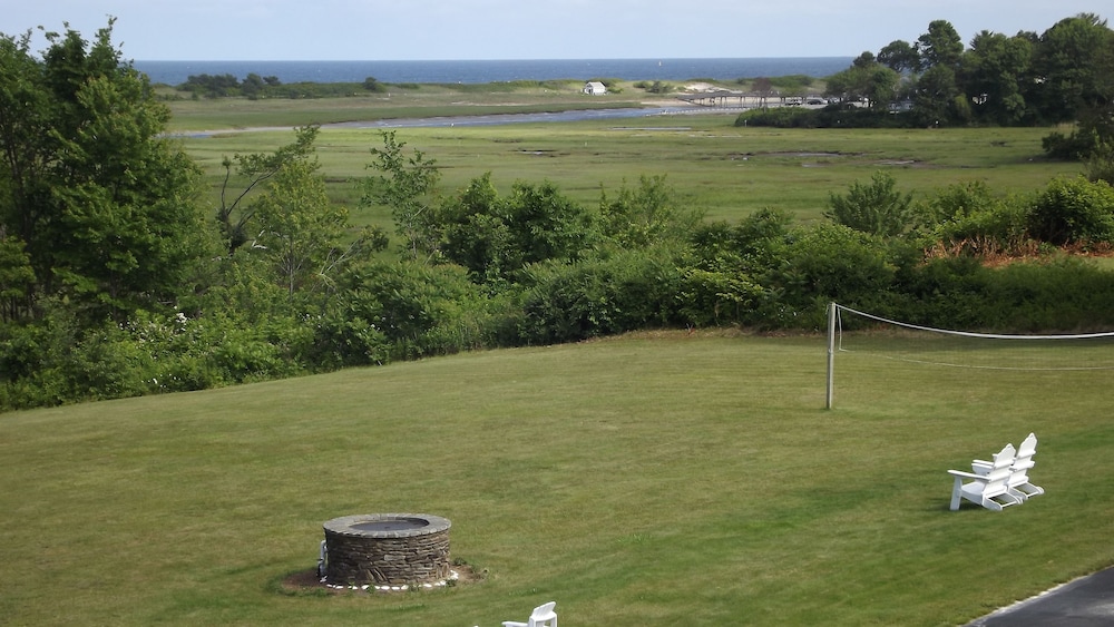 The Mariner Resort