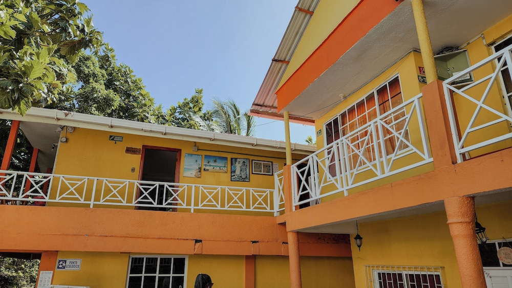 Dermas Inn