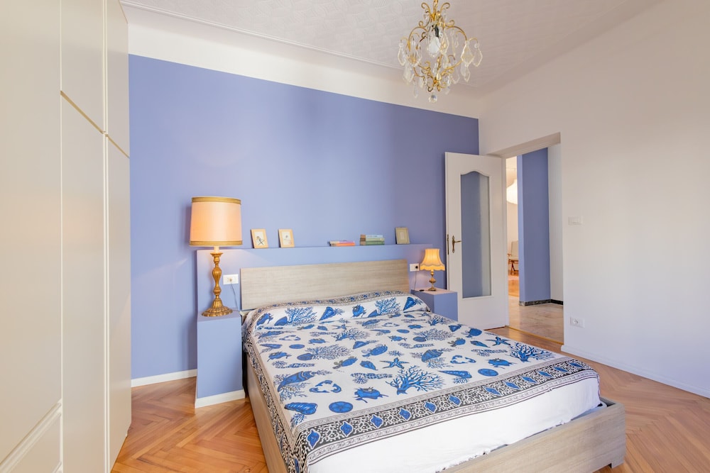 Tennis Flat With Sea View by Wonderful Italy
