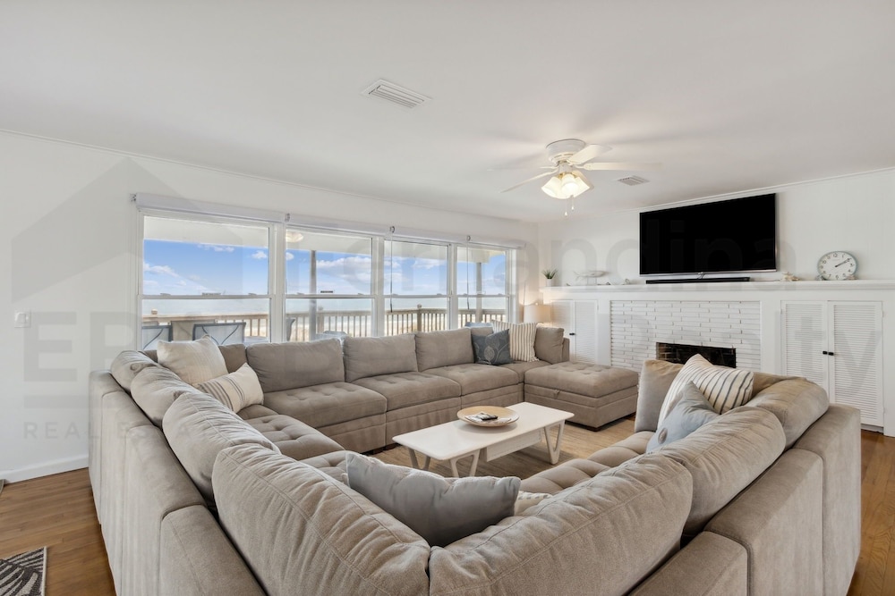 1408 S Fletcher Ave 4 Bedroom Home by RedAwning