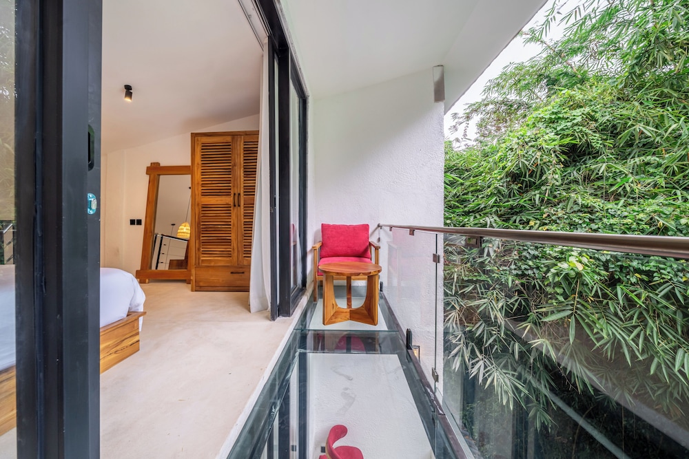 Sacred Jungle by EVDEkimi Ubud – Modern Villas and Apartments with Kitchens, Pools, & Personalized Concierge Service