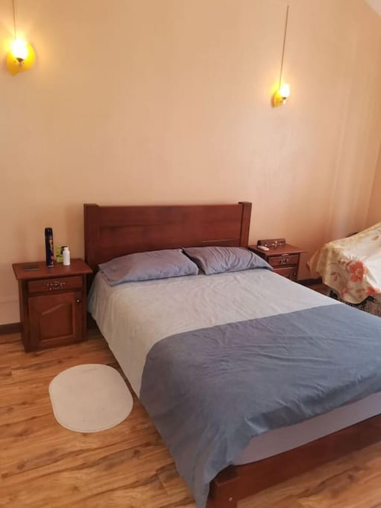 Luxury 6-bedroom Villa Near sea Flic en Flac view 4