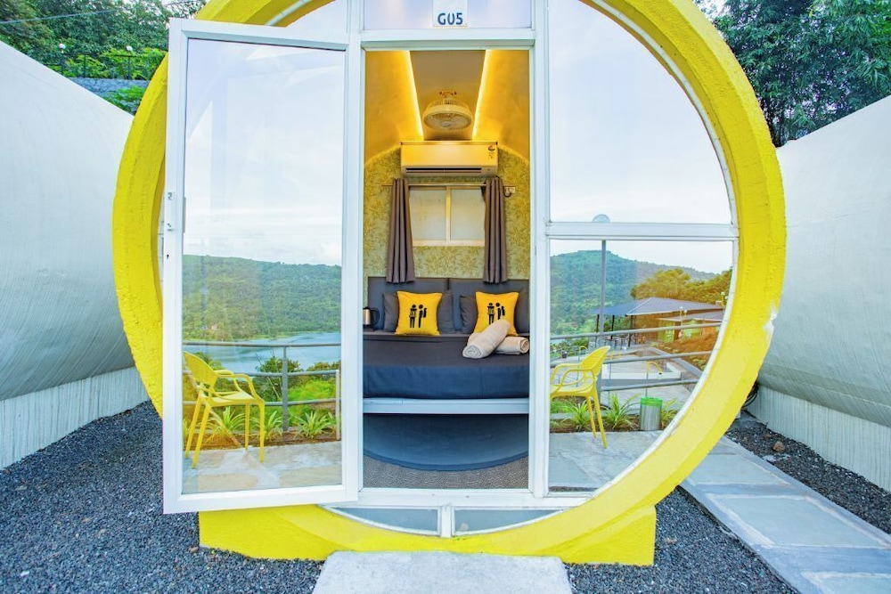 The Hosteller Panshet