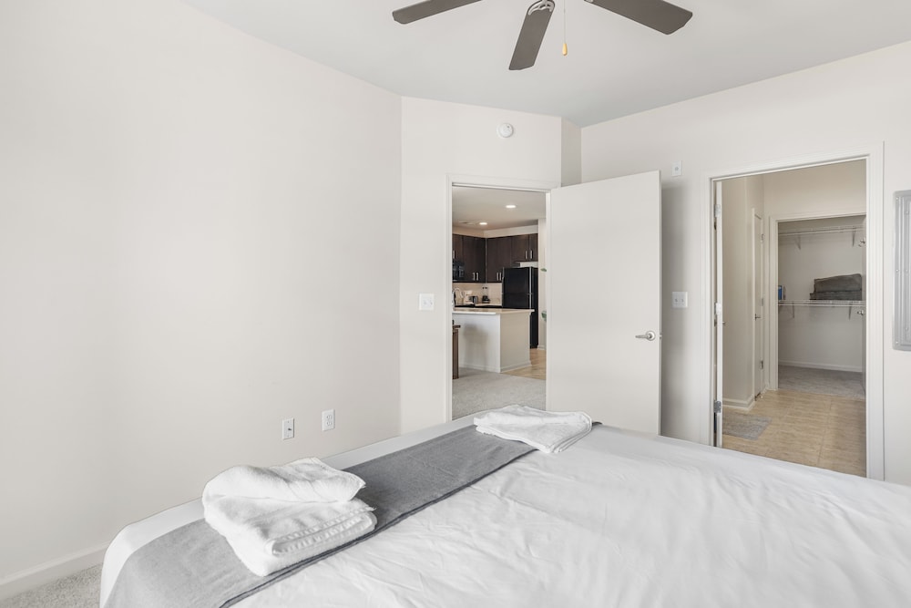 DC Charm in Crystal Apartments