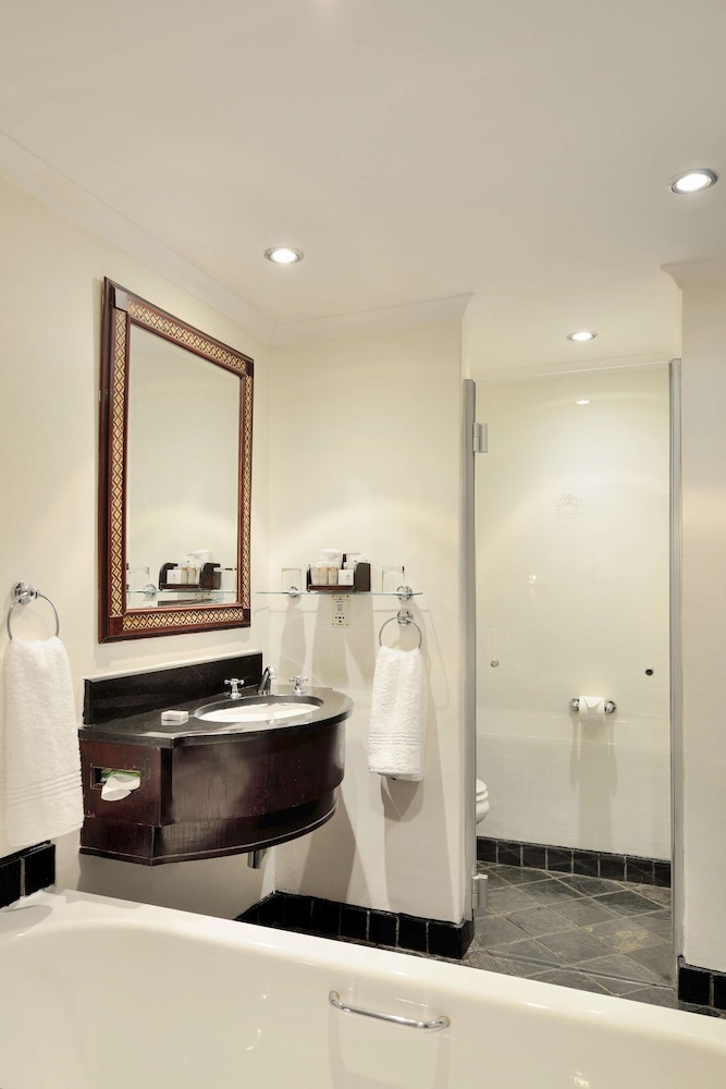 Bakubung Self-Catering Chalets