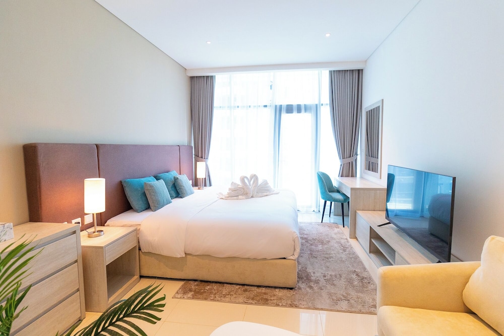 HAPPY SEASON I Seven Palm Residences Palm Jumeirah