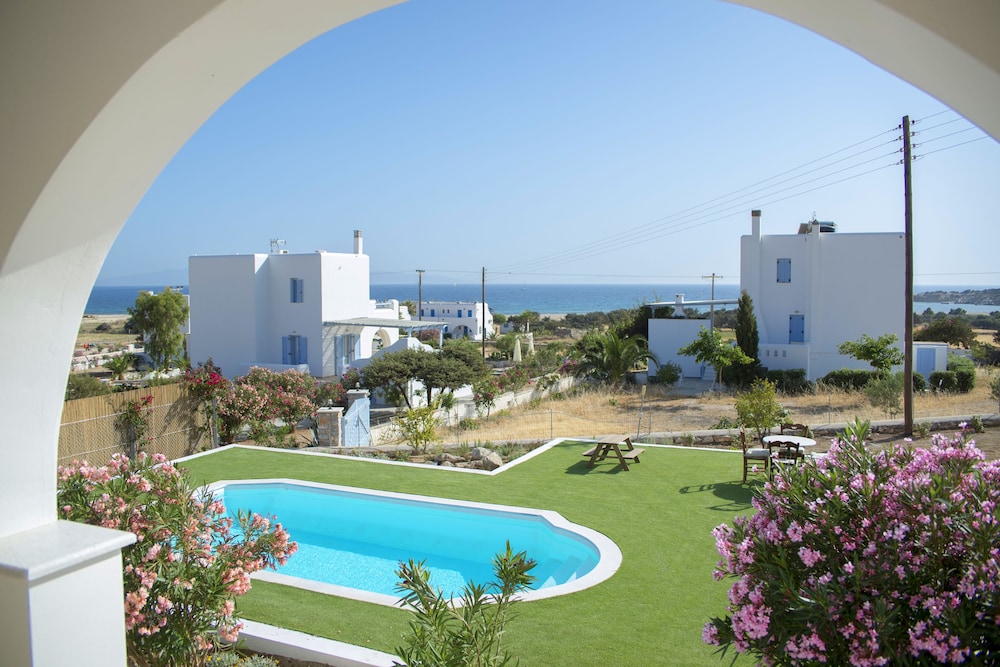 Naxian Resort