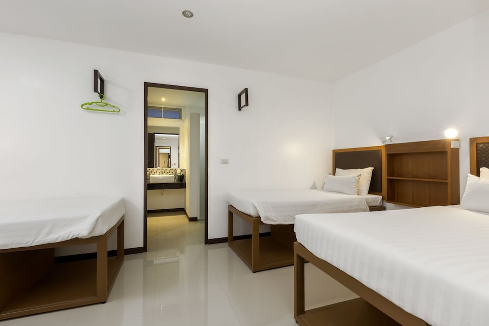 The Lantern Hostel and SPA